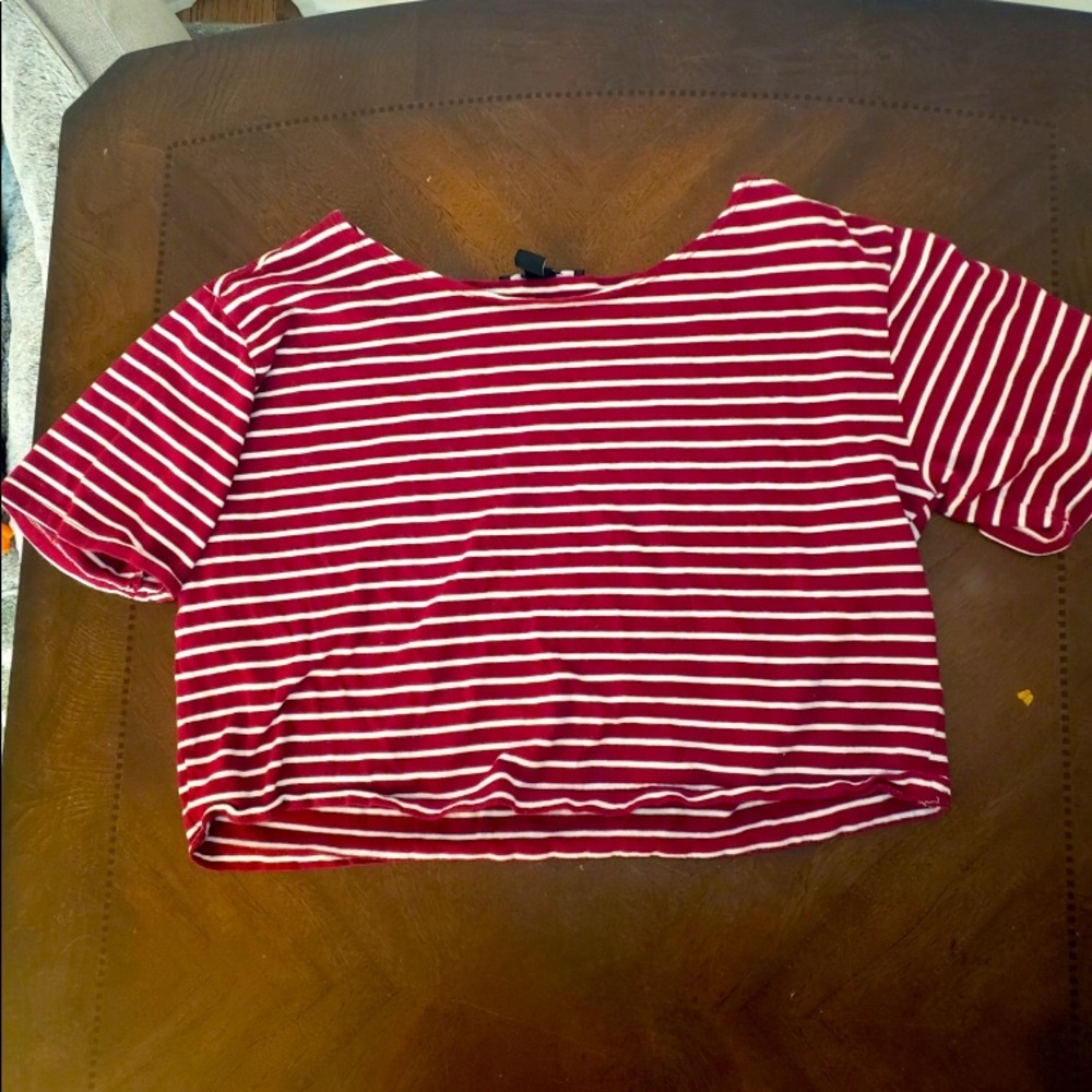 red crop top